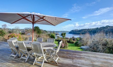 4 Bed in Helford