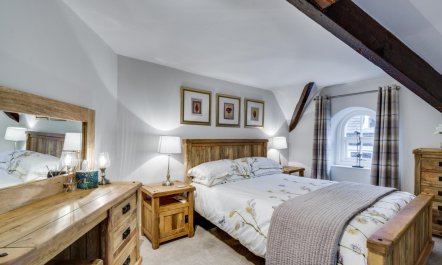 4 Bed in Windermere 9
