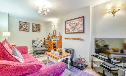 3 Bed in Whitby 9