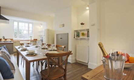 4 Bed in Southwold 8