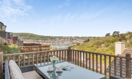 4 Bed in Kingswear