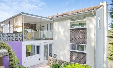4 Bed in Kingswear 2