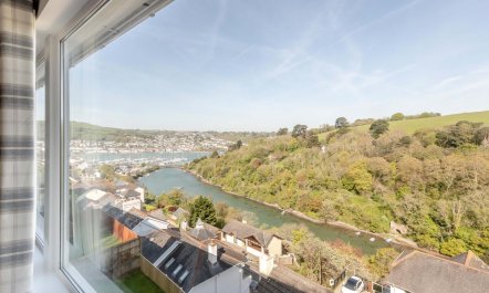 4 Bed in Kingswear 5