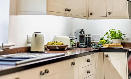 2 Bed in Aberystwyth 7