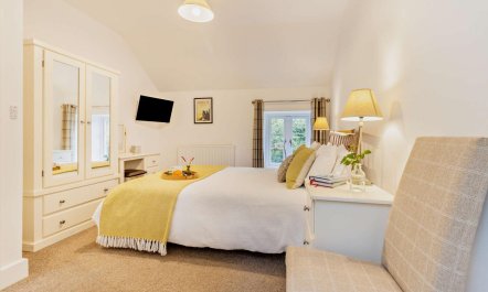 2 Bed in Aberystwyth 9