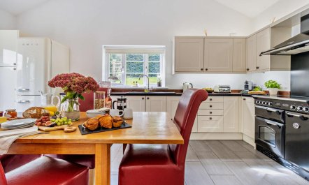 2 Bed in Aberystwyth 5