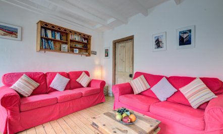 2 Bed in Mousehole 9