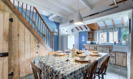 2 Bed in Mousehole 6