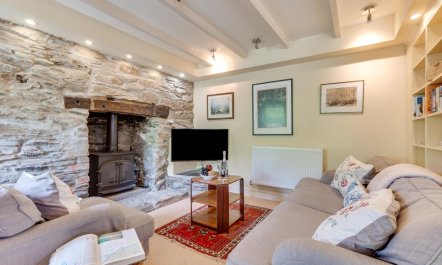 4 Bed in Little Petherick 3