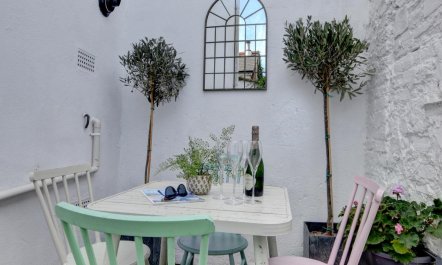 2 Bed in Appledore 2