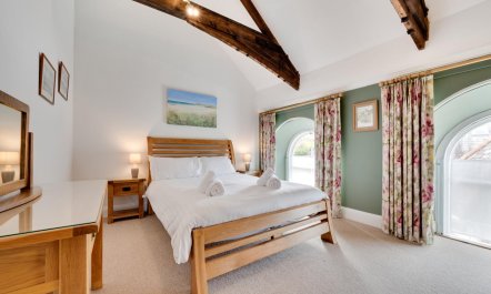 3 Bed in Newbridge 8