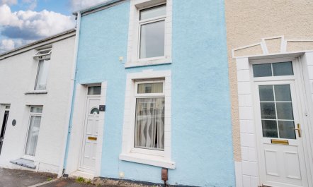 3 Bed in Mumbles