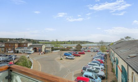 2 Bed in Woodbridge 6