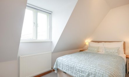 2 Bed in Woodbridge 9