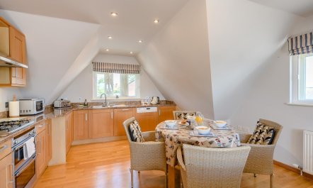 2 Bed in Woodbridge 7