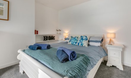 4 Bed in Porthleven 5