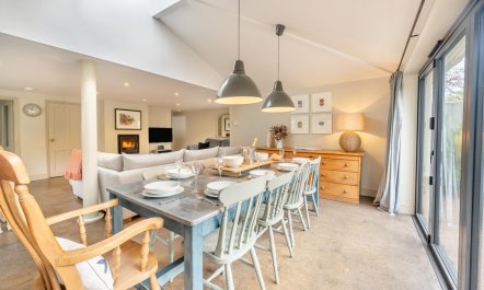 4 Bed in Southwold 3