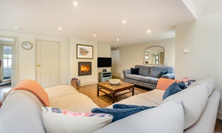 4 Bed in Southwold 2