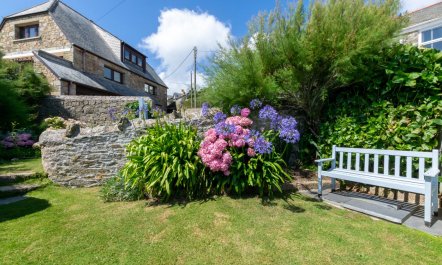 2 Bed in Porthleven 9
