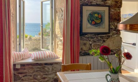 2 Bed in Porthleven 4