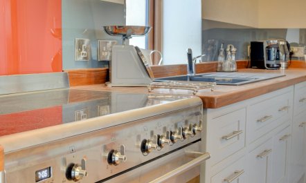 4 Bed in Menai Bridge 5