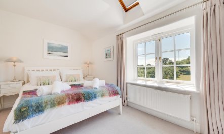 3 Bed in Mousehole 9