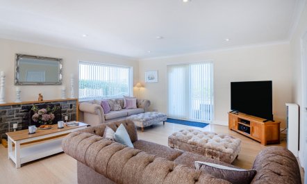 3 Bed in Sarn Bach 6