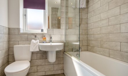 3 Bed in Whitby 9