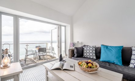 3 Bed in Porthleven 1