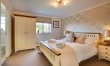 6 Bed in Seahouses 7