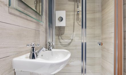 2 Bed in Mousehole 9