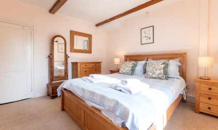 5 Bed in Southwold 7