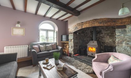 3 Bed in Llangadfan 4