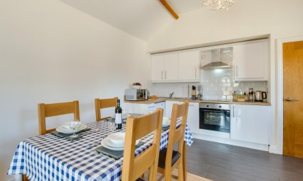 2 Bed in Gower