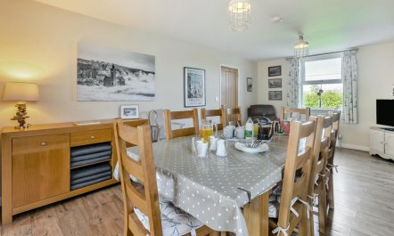 5 Bed in Porthleven 5
