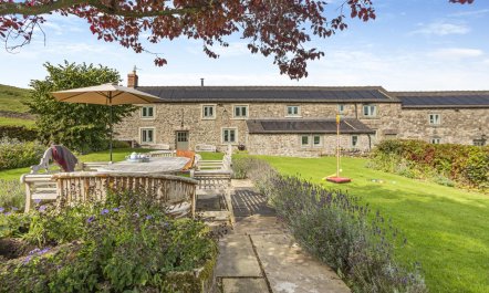 5 Bed in Brassington