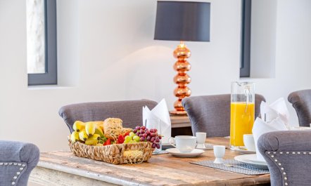 3 Bed in Llanbadoc 6