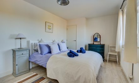 4 Bed in Salthouse 7