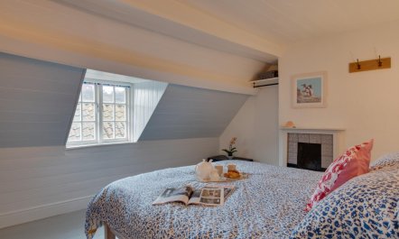 3 Bed in Robin Hoods Bay 9