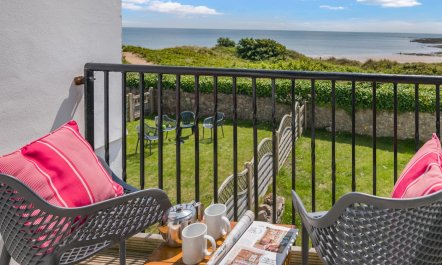 4 Bed in Port Eynon 1