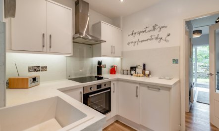 2 Bed in Chapel Stile 5