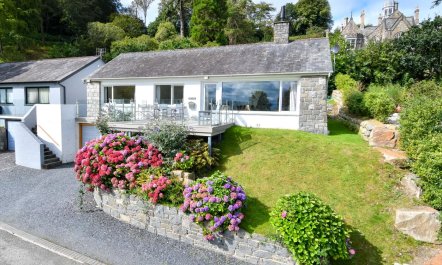 3 Bed in Llanbedrog