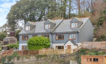 3 Bed in Looe