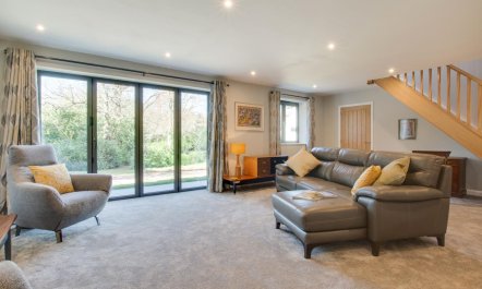 2 Bed in Hemblington 3