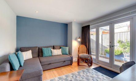 6 Bed in Southwold 7