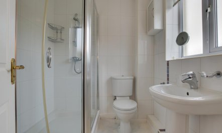 3 Bed in Porthleven 6