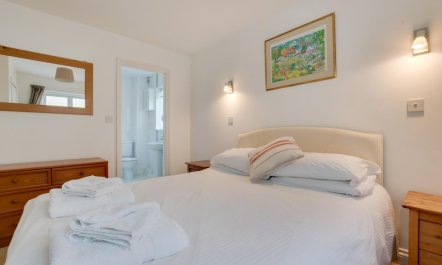 3 Bed in Porthleven 5