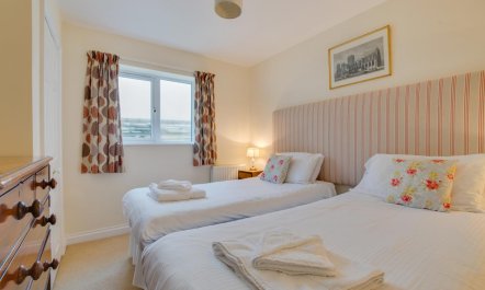 3 Bed in Porthleven 8