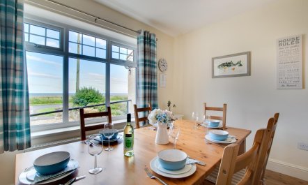 3 Bed in Beadnell 2