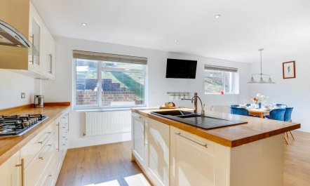 3 Bed in Ovingdean 9